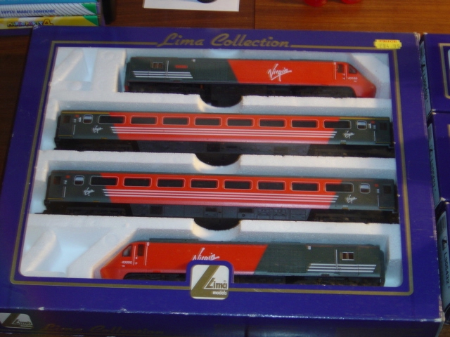 virgintrainpack4.jpg